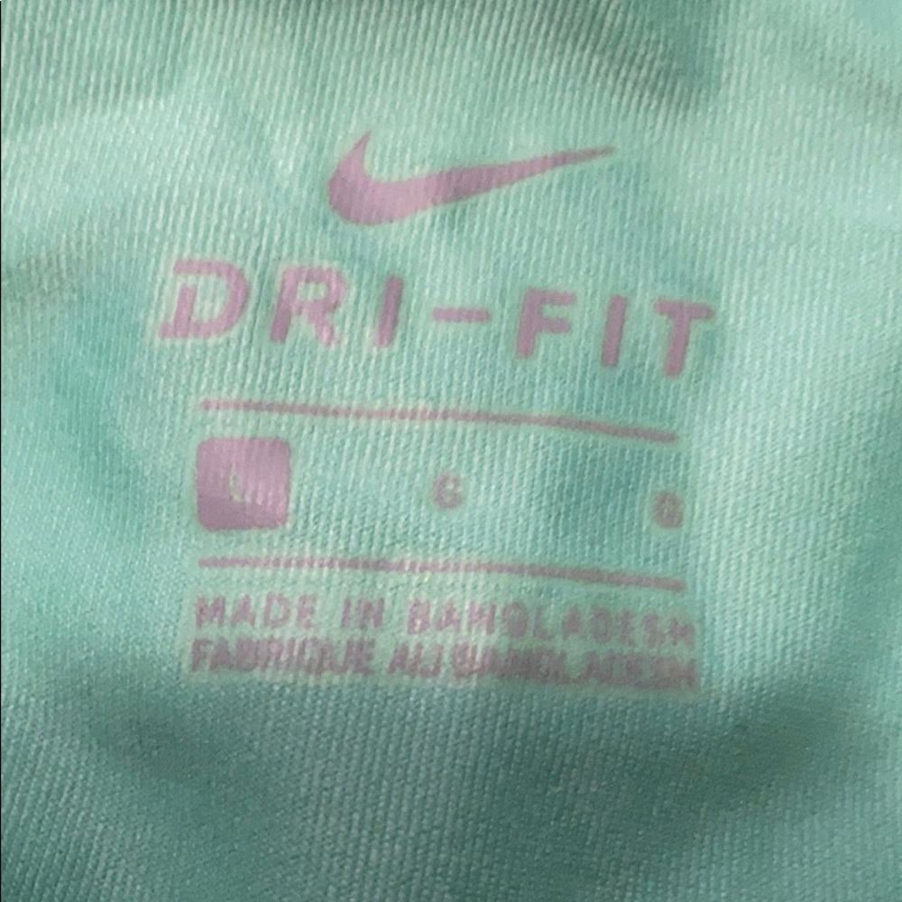 Nike Shorts - Picture 4 of 4